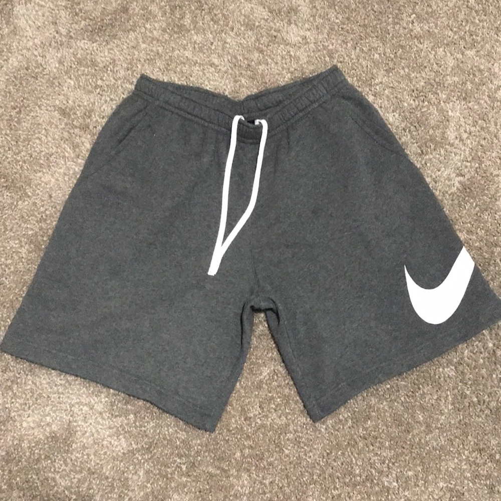 Men’s Nike fleece shorts